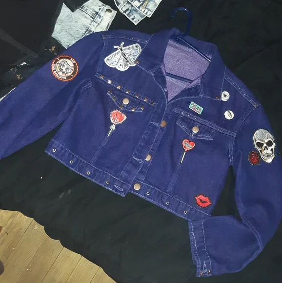 Upcoming!Quick update showing a few of the pieces to be photographed on the 15th - Picture 8 of 16